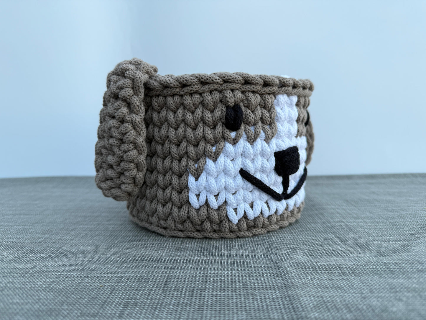 Handgefertigter Häkelkorb „Hund“ Hundekorb gehäkelter Tierkorb 16x14cm